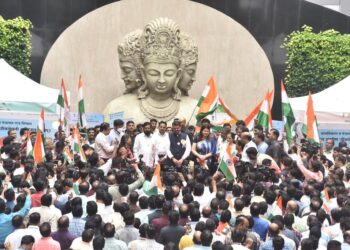 मा.मुख्यमंत्री यांच्या उपस्थितीत ‘घरोघरी तिरंगा’ या अभियान कार्यक्रम मंत्रालय 3