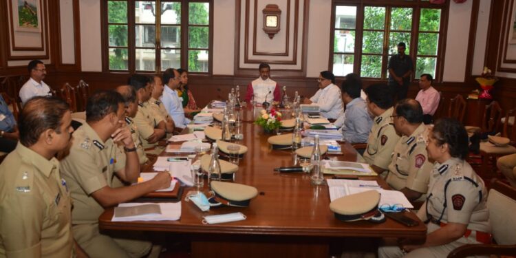 राज्य उत्पादन शुल्क आढावा बैठक (3)