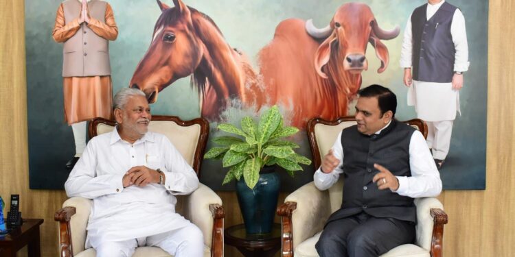 ॲड. राहूल नार्वेकर यांनी घेतली भेट 2