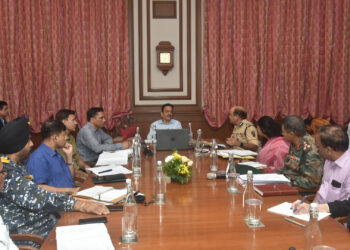 Sport Min Girish Mahajan-1