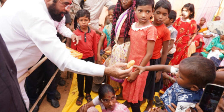 Hon CM at Gadchiroli Prog 4