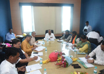 आदिवासी विकास मंत्री डॉ. विजयकुमार गावित