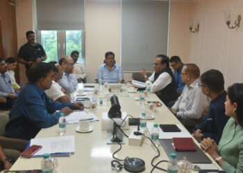 'ध्वनी आणि प्रकाश शो' चे कामाबाबत पर्यटनमंत्री यांच्या उपस्थितीत बैठक 1