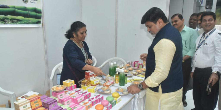 Minister Uday Samant visited the exhibition of rural entrepreneurs