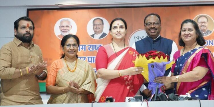 BJP State Mahila Morcha President, Chitra Wagh