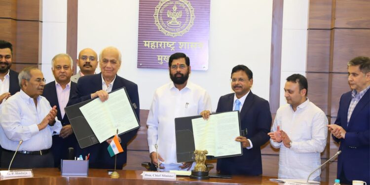 Hon’ble Cm Sir MOU with Hinduja Group 3 (1)