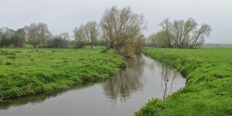 जलयुक्त शिवार योजना