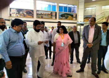 मुख्यमंत्री - उपमुख्यमंत्र्यांकडून समृद्धी महामार्गाची पाहणी 2