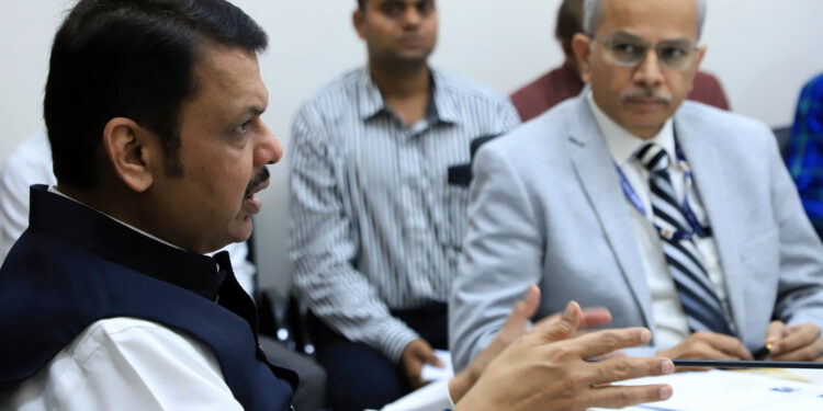 सायन्स काँग्रेसमध्ये प्रतिबिंबी (3)